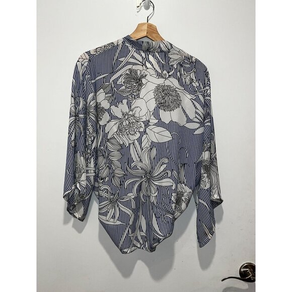 Akemi + Kin ANTHROPOLOGIE Floral & Striped Long Sleeve Wrap Women's Top Size M - Picture 4 of 7
